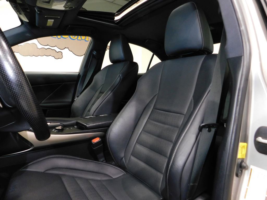 Used 2018 Lexus IS 300 F Sport w/ F Sport Package image 37