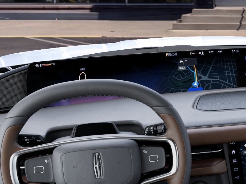 New 2027 Lincoln Navigator Reserve AWD/4WD image 13