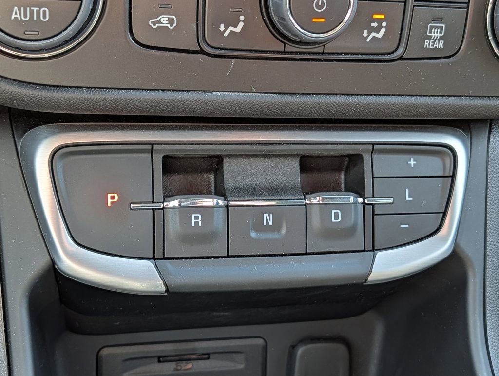 Used 2024 GMC Terrain SLT w/ Infotainment Package II AWD/4WD image 45
