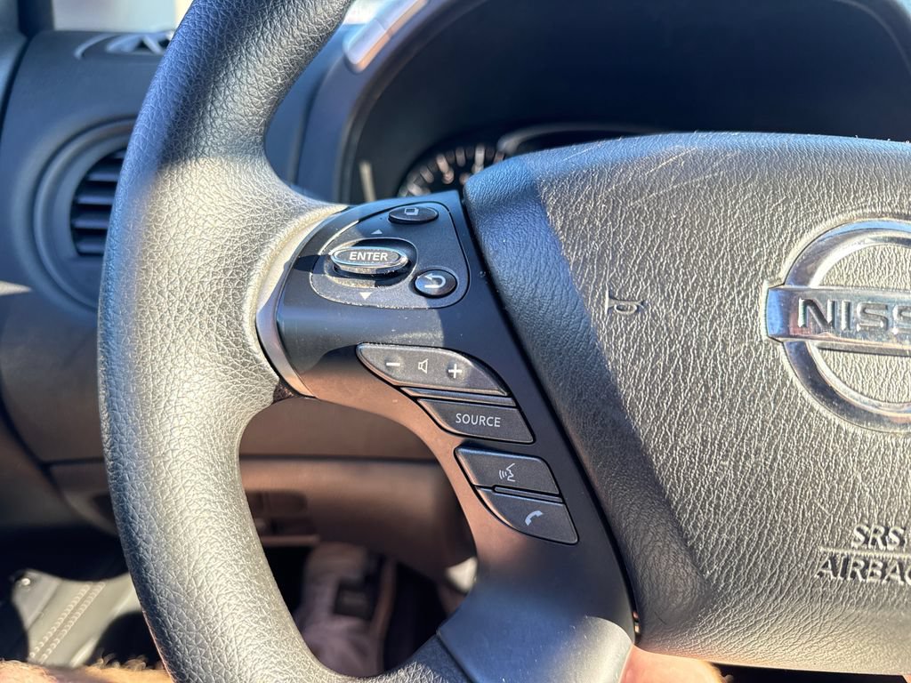 Used 2019 Nissan Pathfinder S AWD/4WD image 16