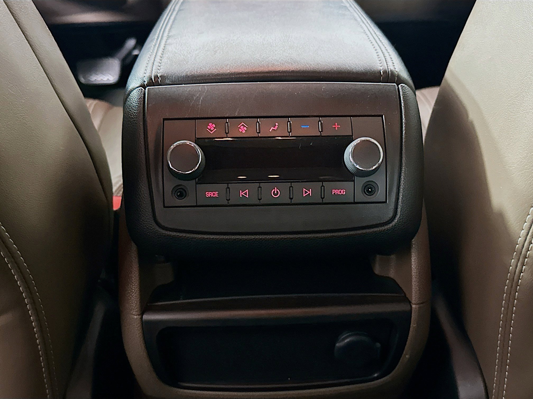 Used 2015 GMC Acadia SLT w/ Open Road Package image 27