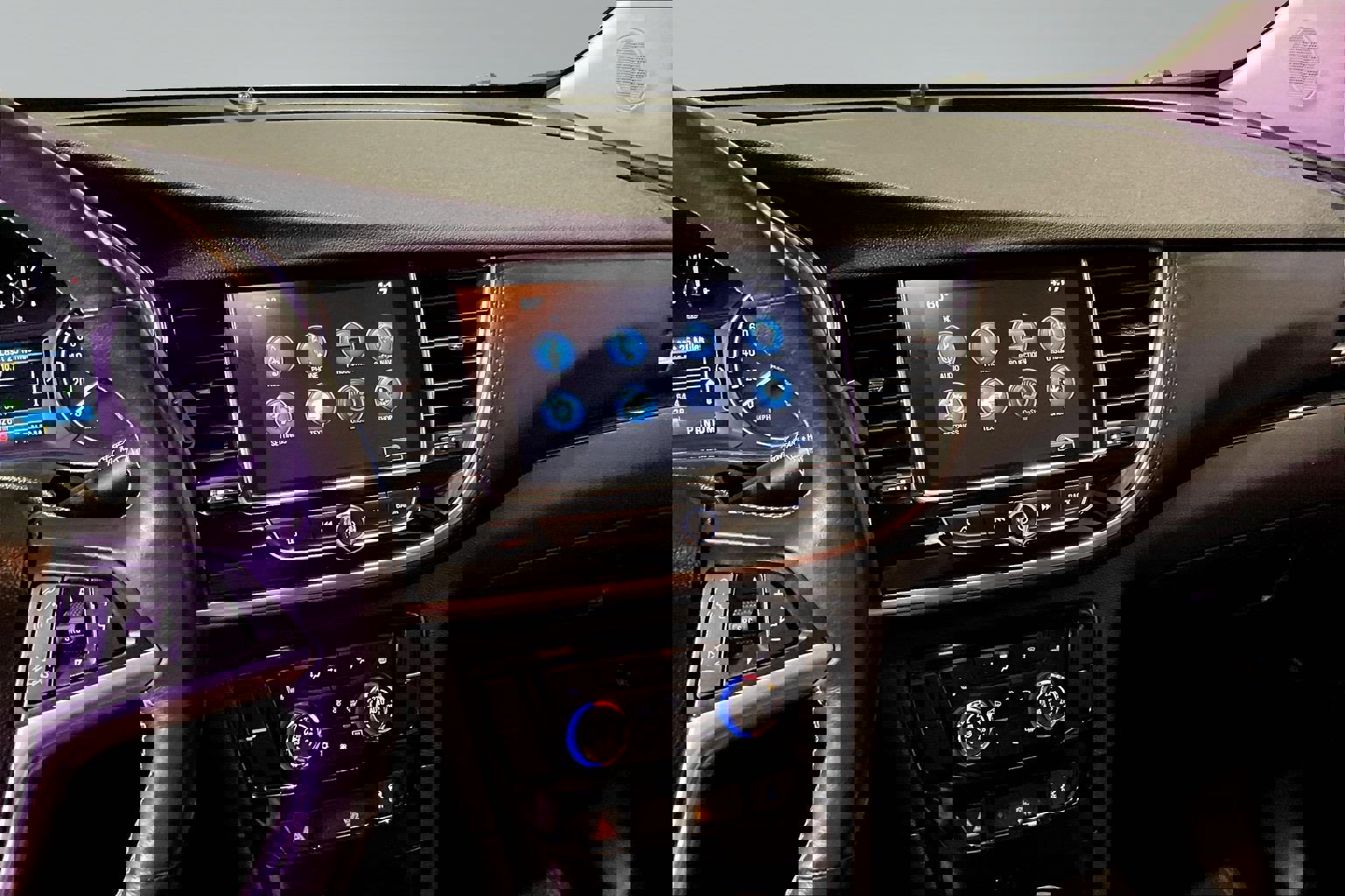 Used 2017 Buick Encore Essence image 9