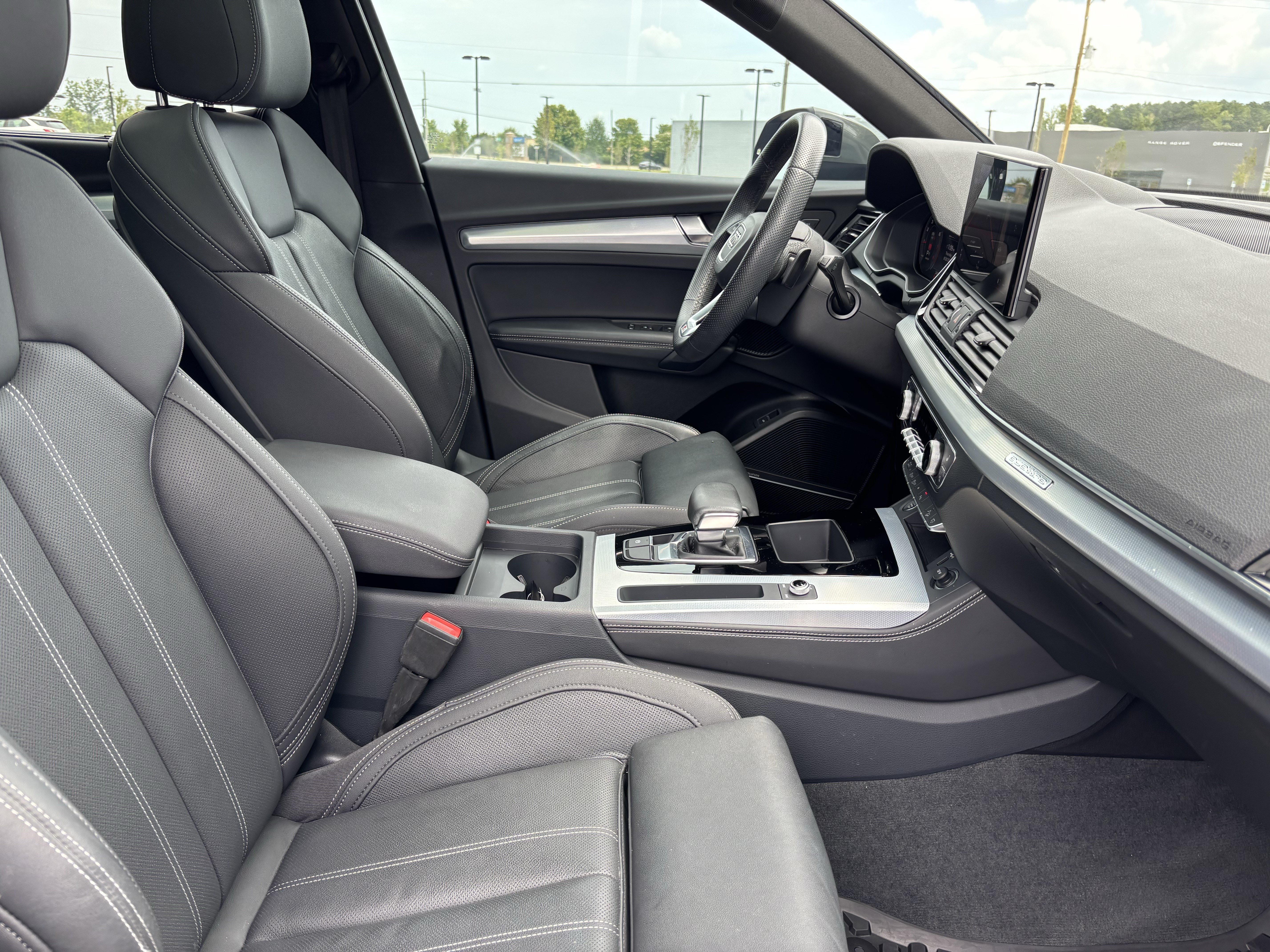 Certified 2025 Audi Q5 2.0T Premium Plus AWD/4WD image 35