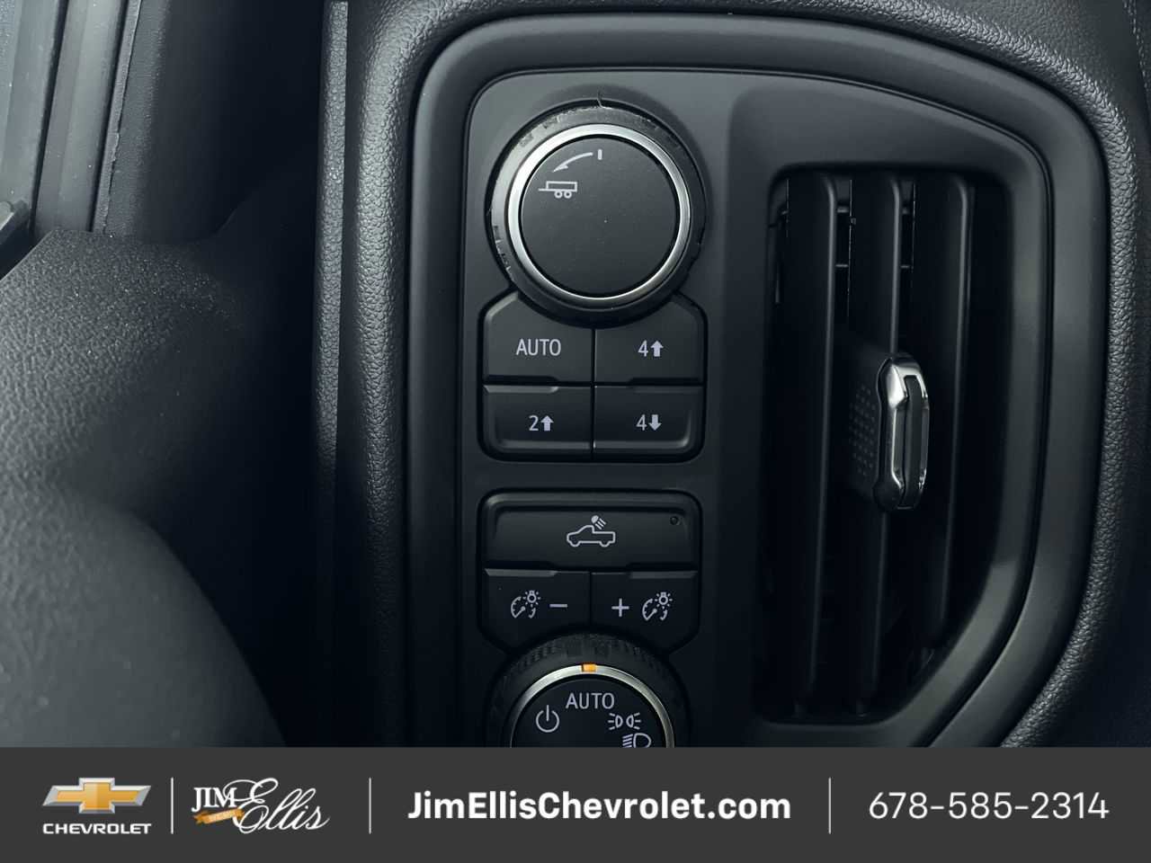 New 2025 Chevrolet Silverado 1500 W/T w/ WT Value Package image 34