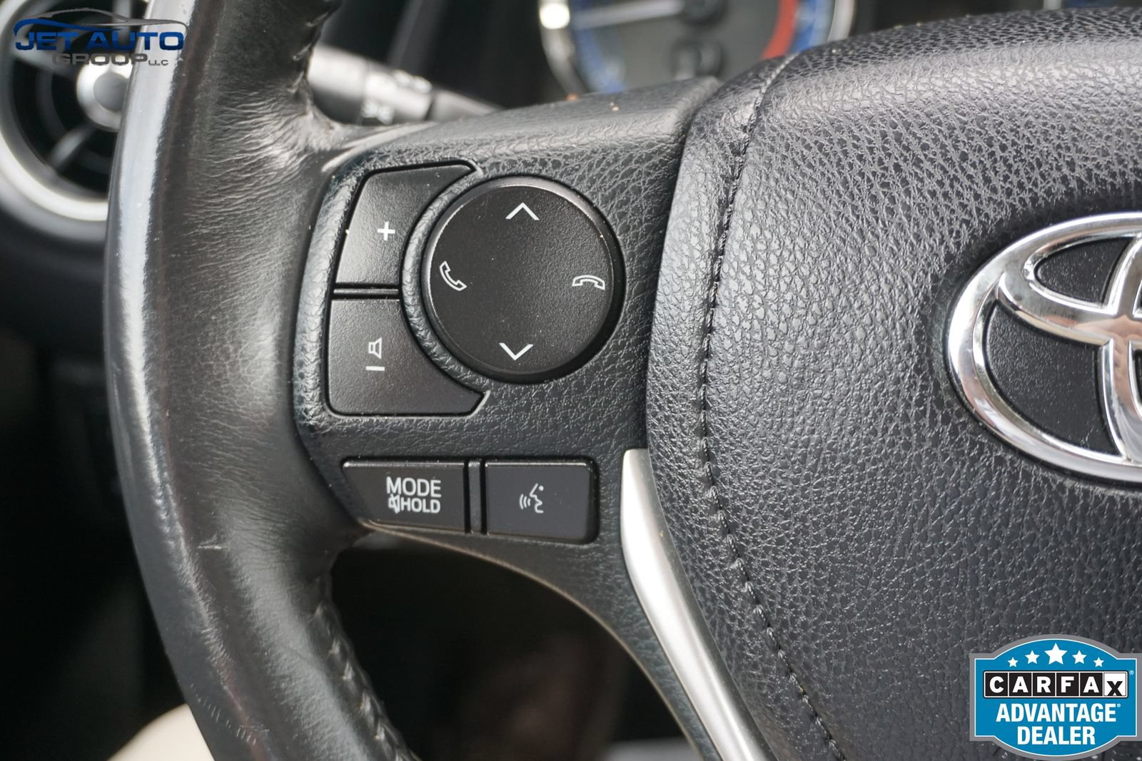 Used 2017 Toyota Corolla SE FWD image 36