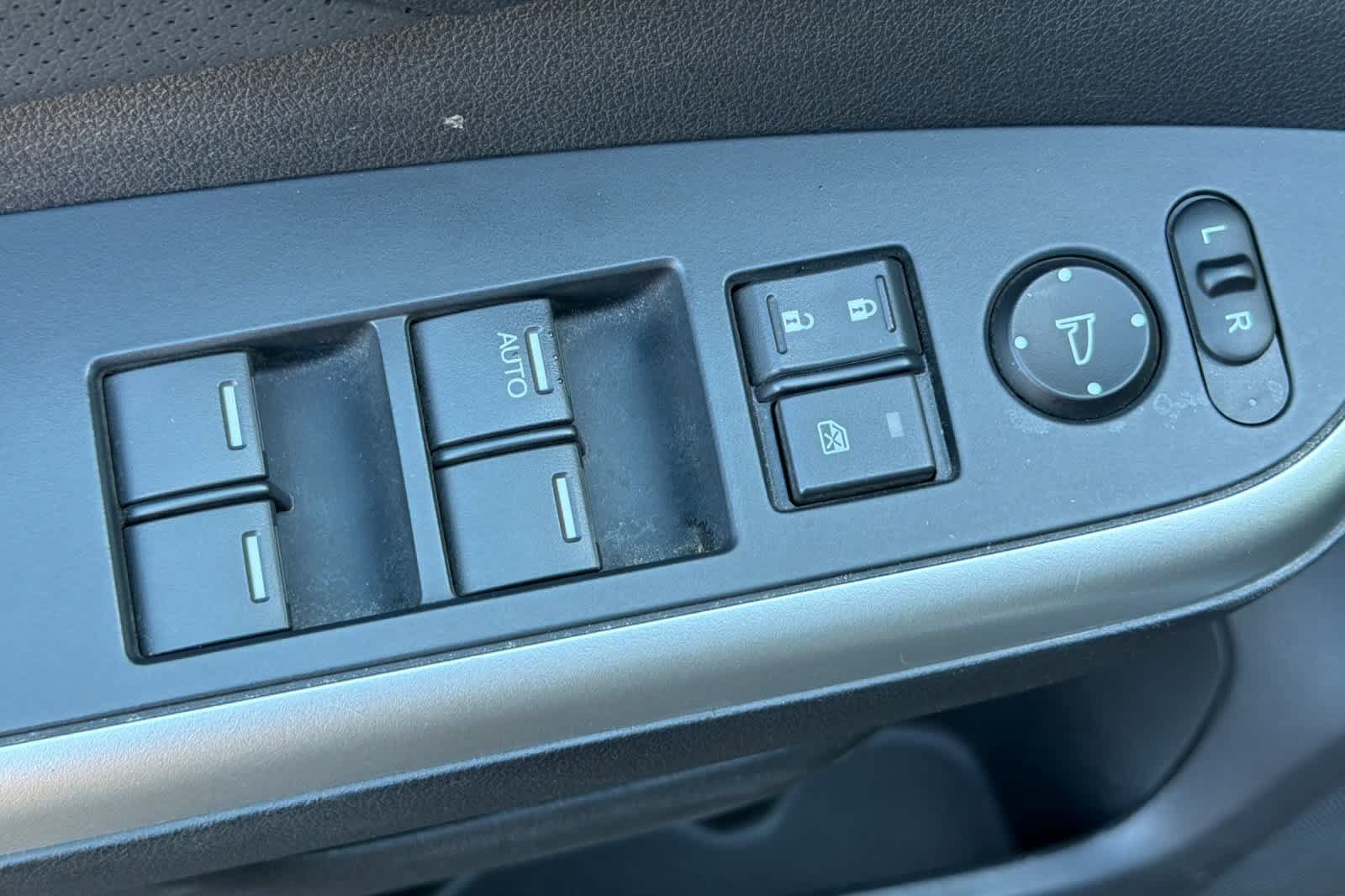 Used 2015 Honda CR-V EX-L image 15