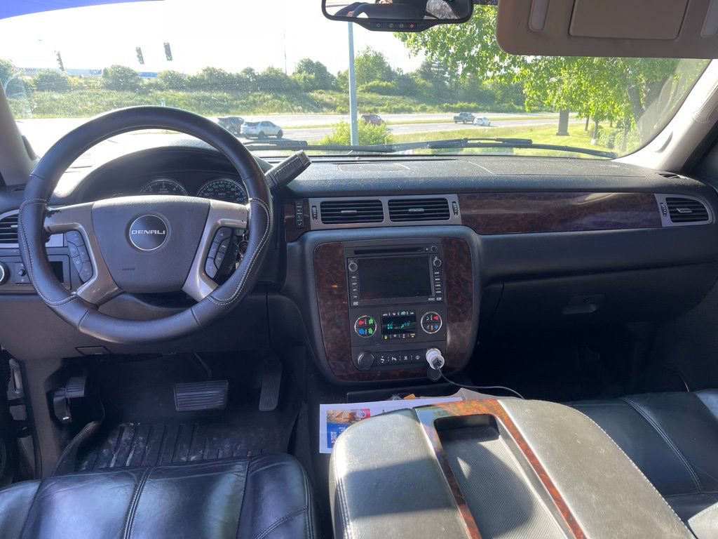 Used 2008 GMC Yukon XL Denali AWD/4WD image 7