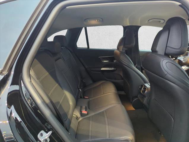 Used 2024 Mercedes-Benz GLC 300 4MATIC image 20