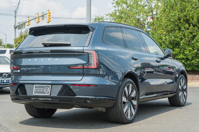 Certified 2025 Volvo EX90 Ultra AWD/4WD image 5