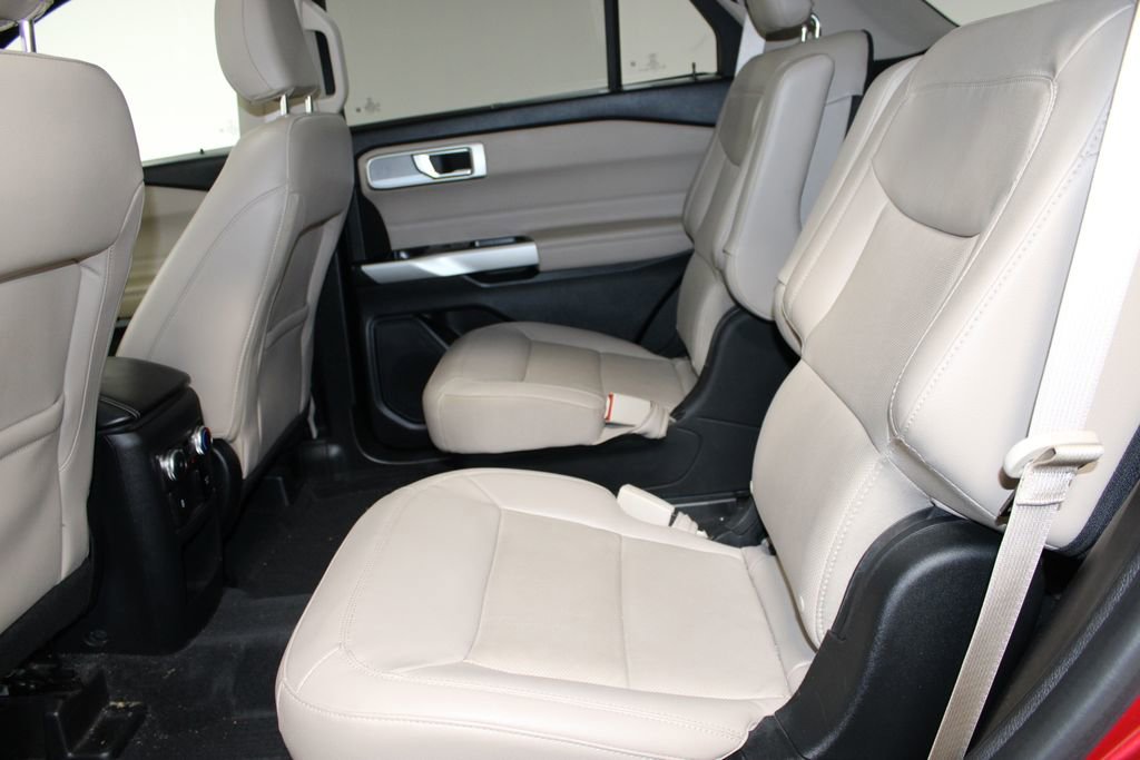 Used 2021 Ford Explorer Limited w/ Equipment Group 301A image 19