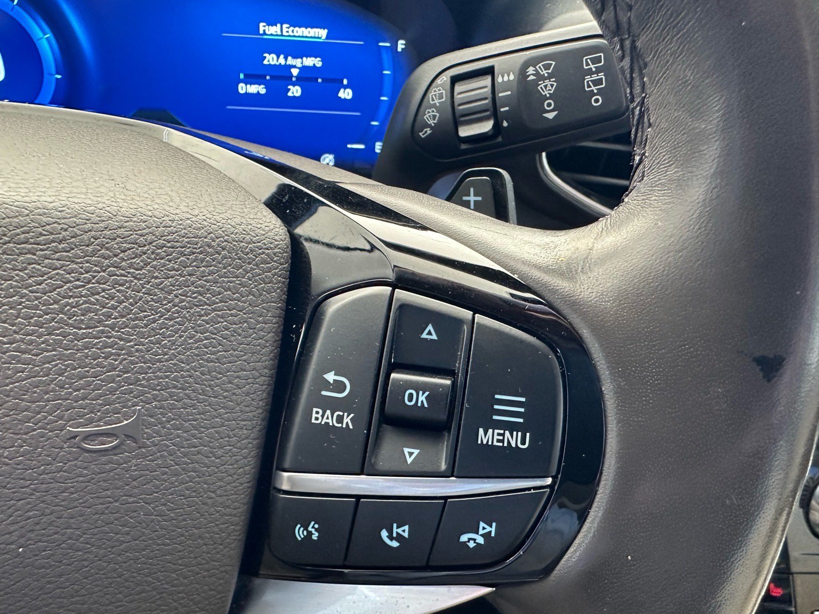 Used 2021 Ford Explorer Platinum w/ Equipment Group 601A AWD/4WD image 39