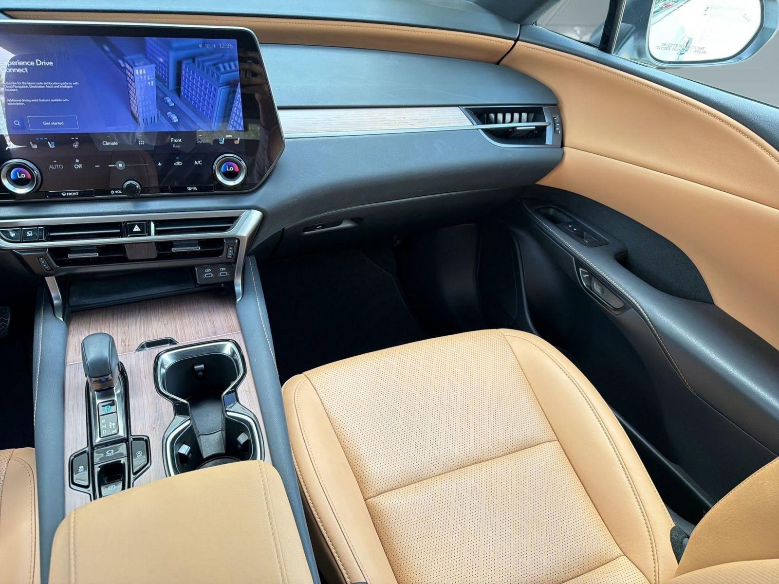 Used 2024 Lexus RX 350 Premium Plus w/ Convenience Package FWD image 29