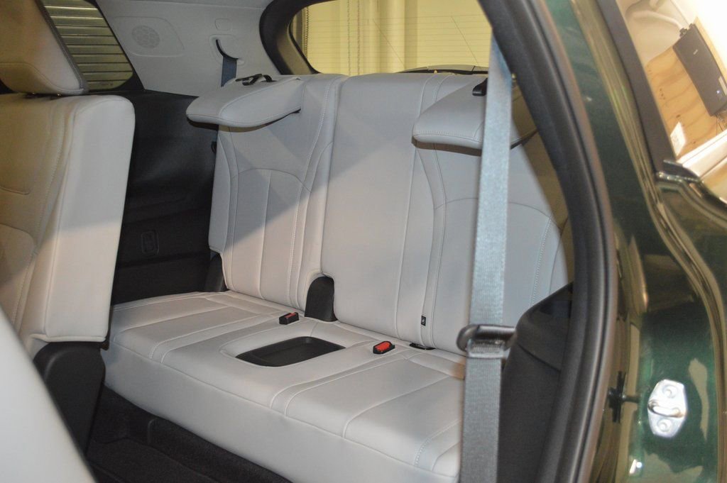 Certified 2026 INFINITI QX60 Luxe image 41