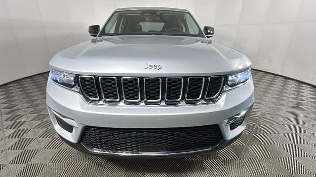 Used 2023 Jeep Grand Cherokee 4WD 4xe image 8