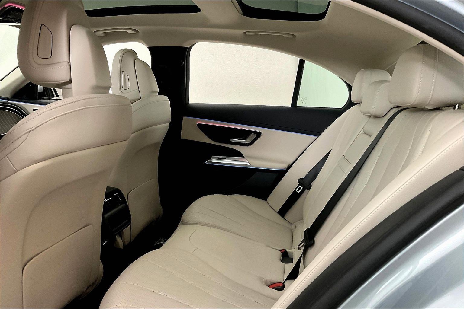 Certified 2025 Mercedes-Benz E 350 Sedan w/ Driver Assistance Package image 5