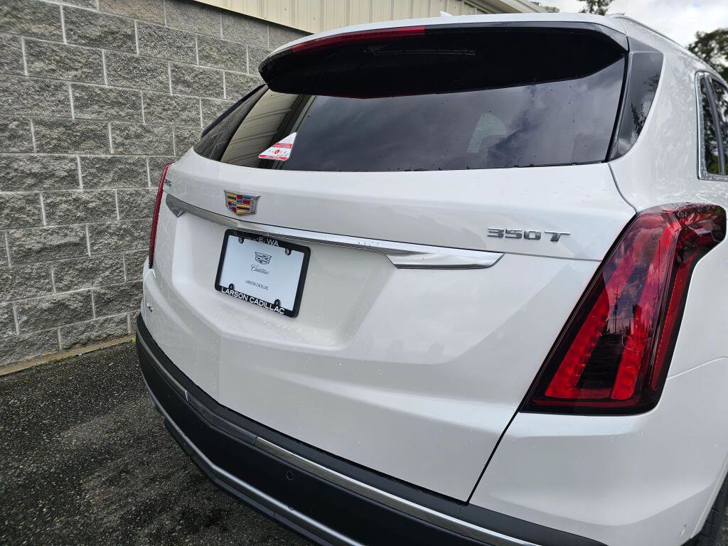 New 2026 Cadillac XT5 Premium Luxury w/ LPO, Floor Liner Package AWD/4WD image 18