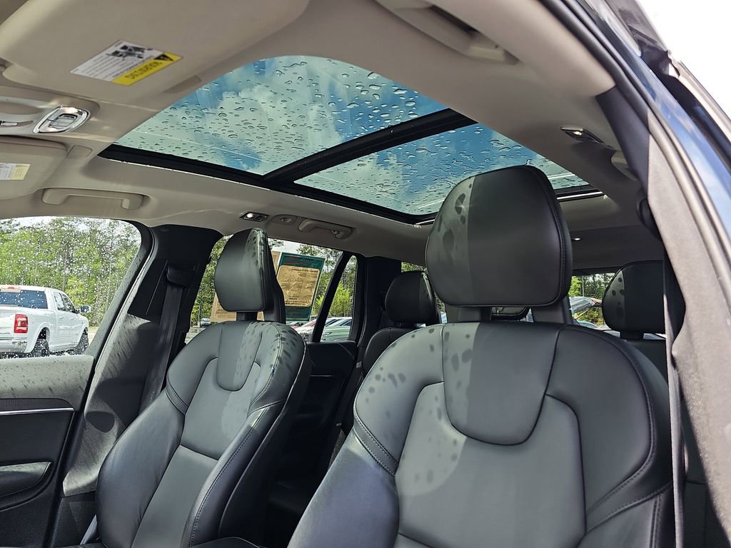 Used 2020 Volvo XC90 T5 Momentum w/ Protection Package image 34