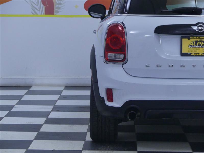 Used 2017 MINI Cooper Countryman FWD image 29