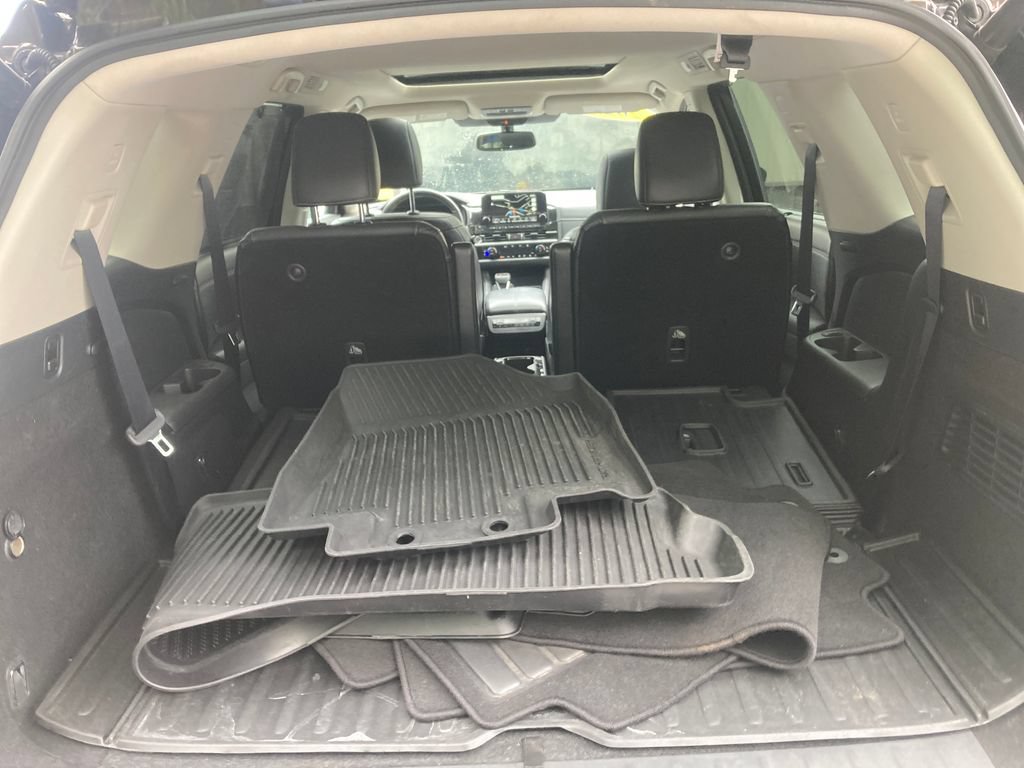 Used 2022 Nissan Pathfinder Platinum w/ Cargo Package AWD/4WD image 29