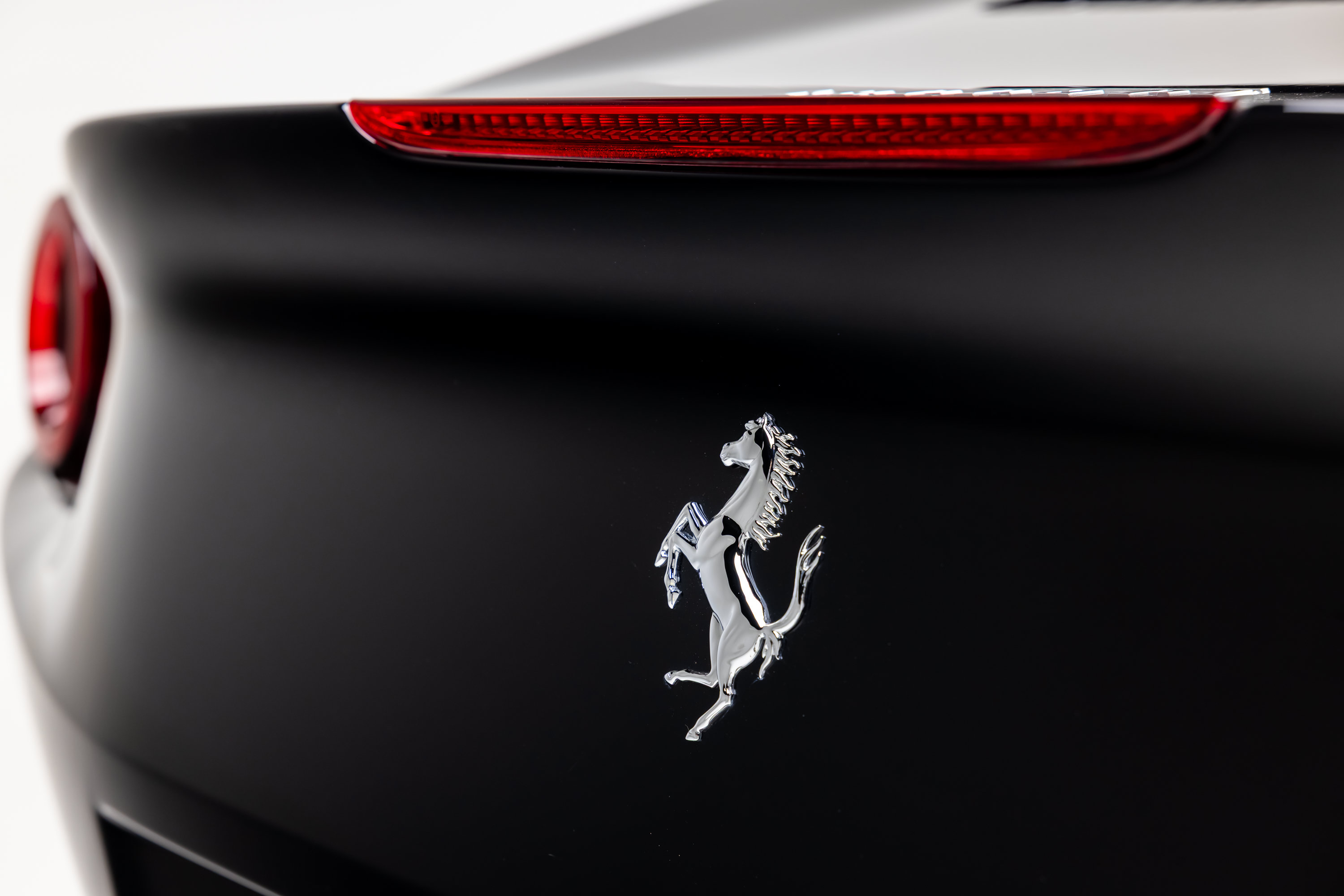 Used 2020 Ferrari Portofino RWD image 22