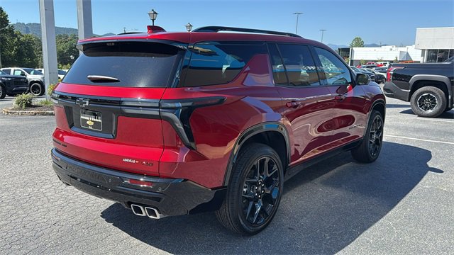 New 2026 Chevrolet Traverse RS w/ LPO, Floor Liner Package image 9