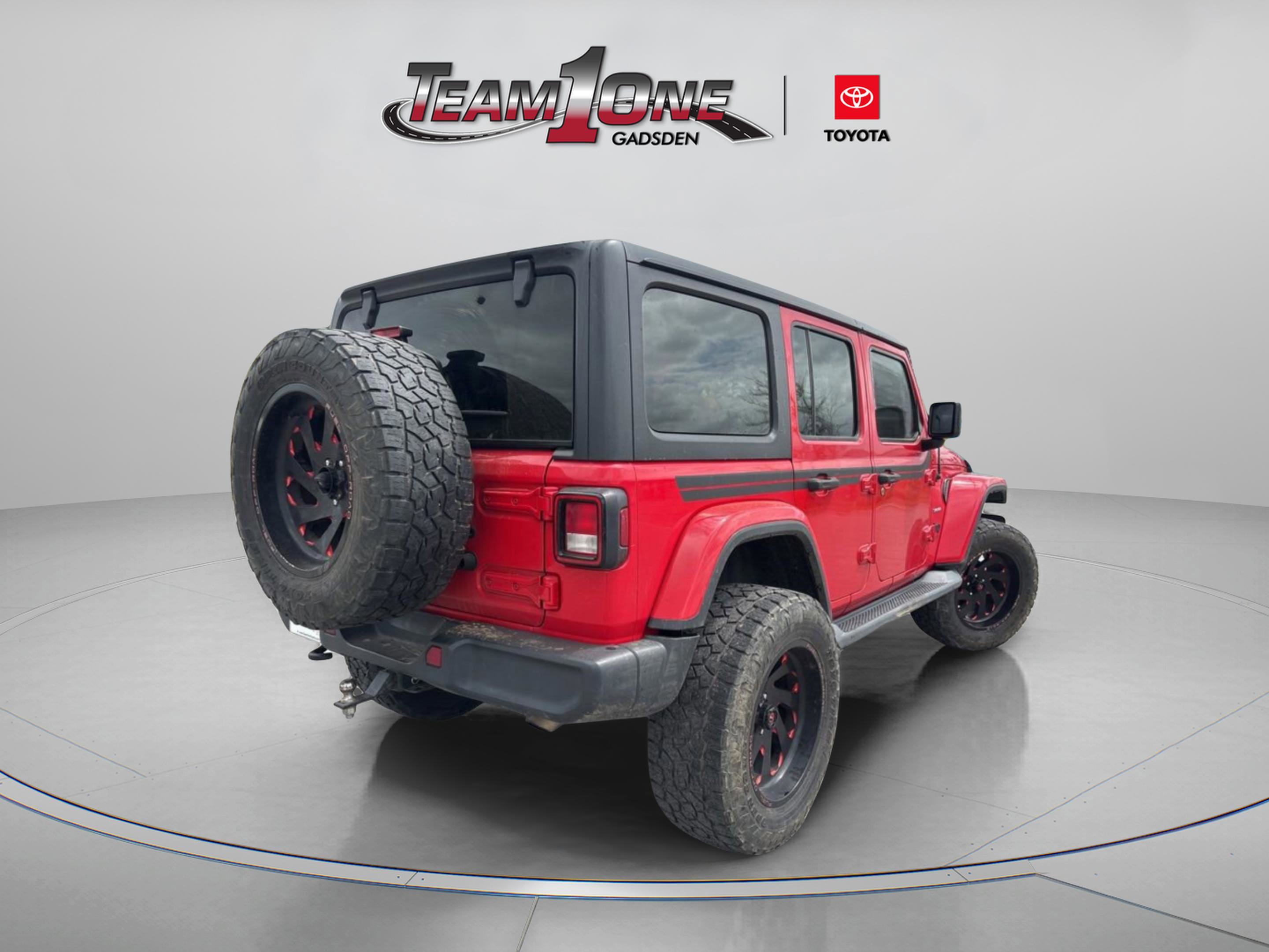 Used 2019 Jeep Wrangler Unlimited Sahara image 9