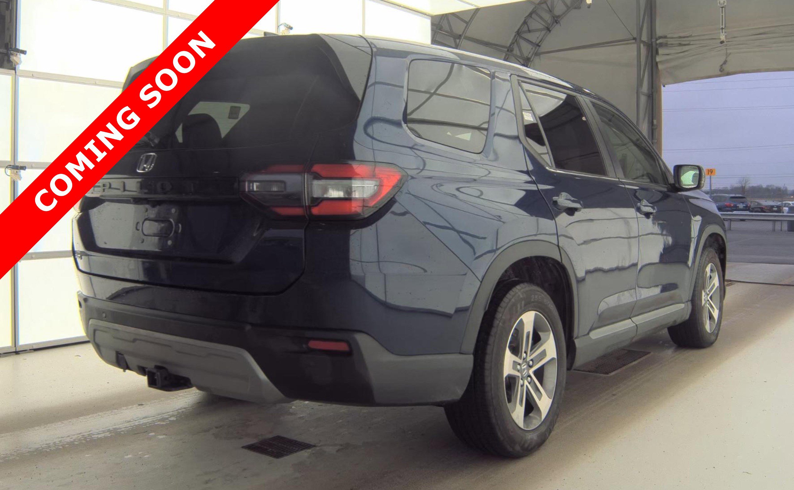Used 2024 Honda Pilot EX-L image 6