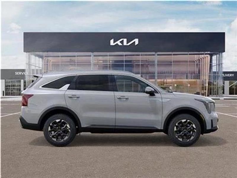 New 2025 Kia Sorento S image 34