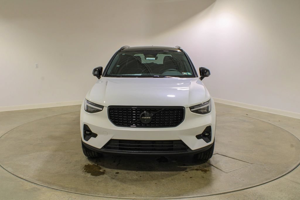 New 2026 Volvo XC40 B5 Ultra w/ Protection Package Premier AWD/4WD image 6