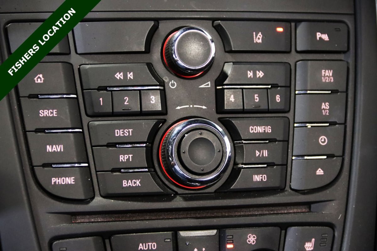 Used 2018 Buick Cascada Sport Touring w/ Dark Effects Package FWD image 45