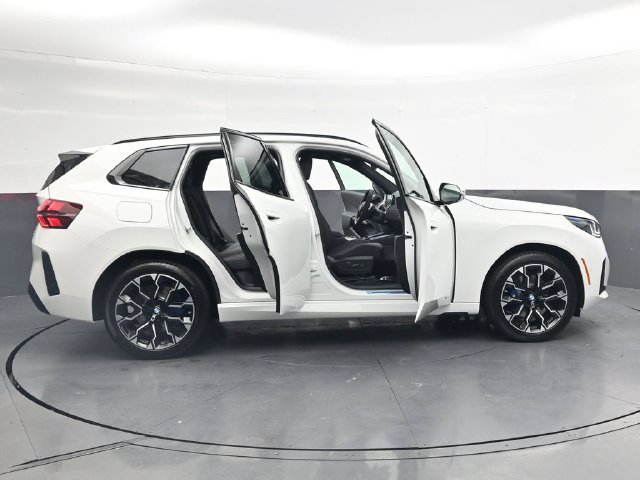 New 2026 BMW X3 xDrive30i w/ Premium Package AWD/4WD image 39