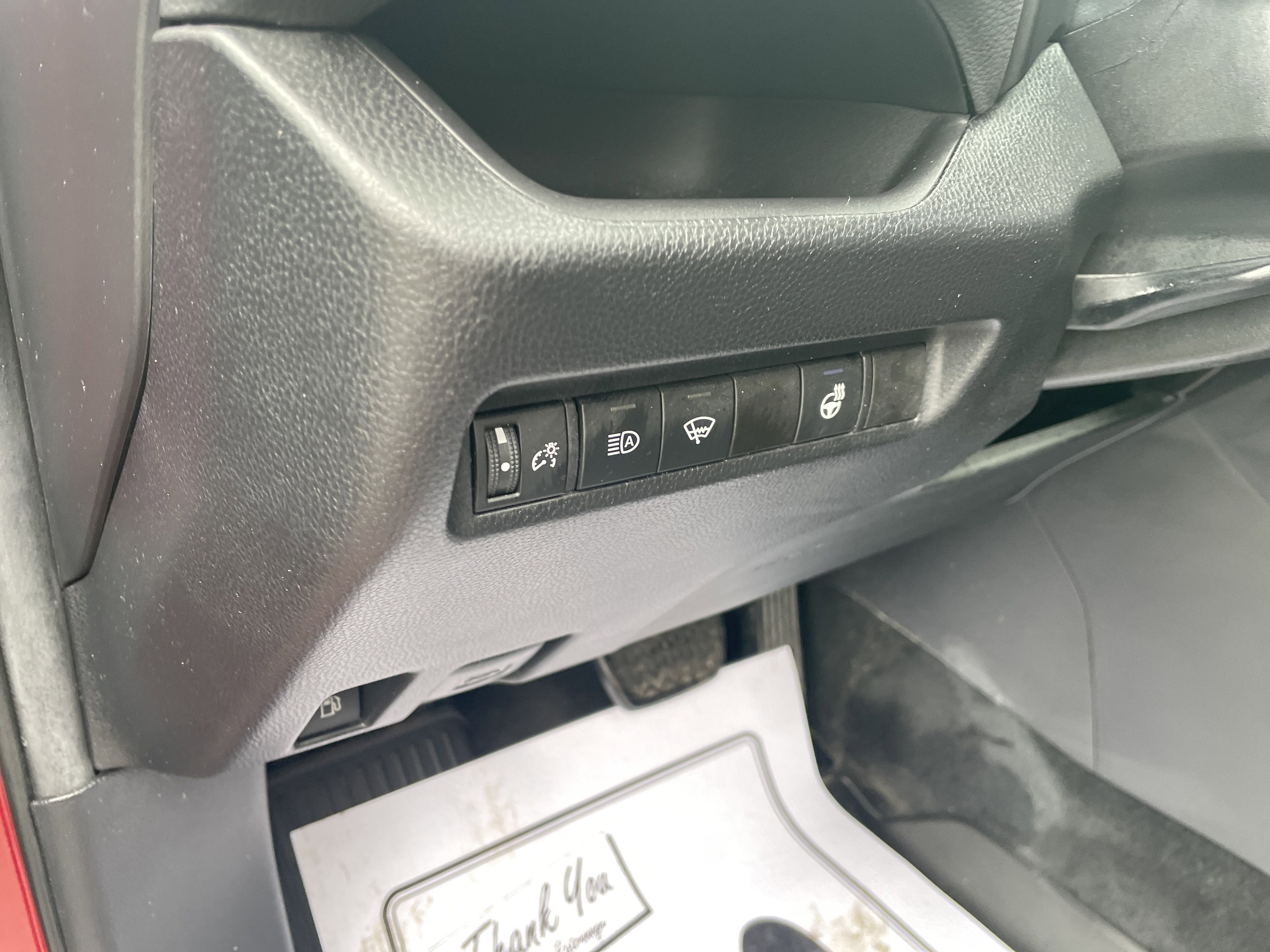 Used 2021 Toyota RAV4 XLE image 25