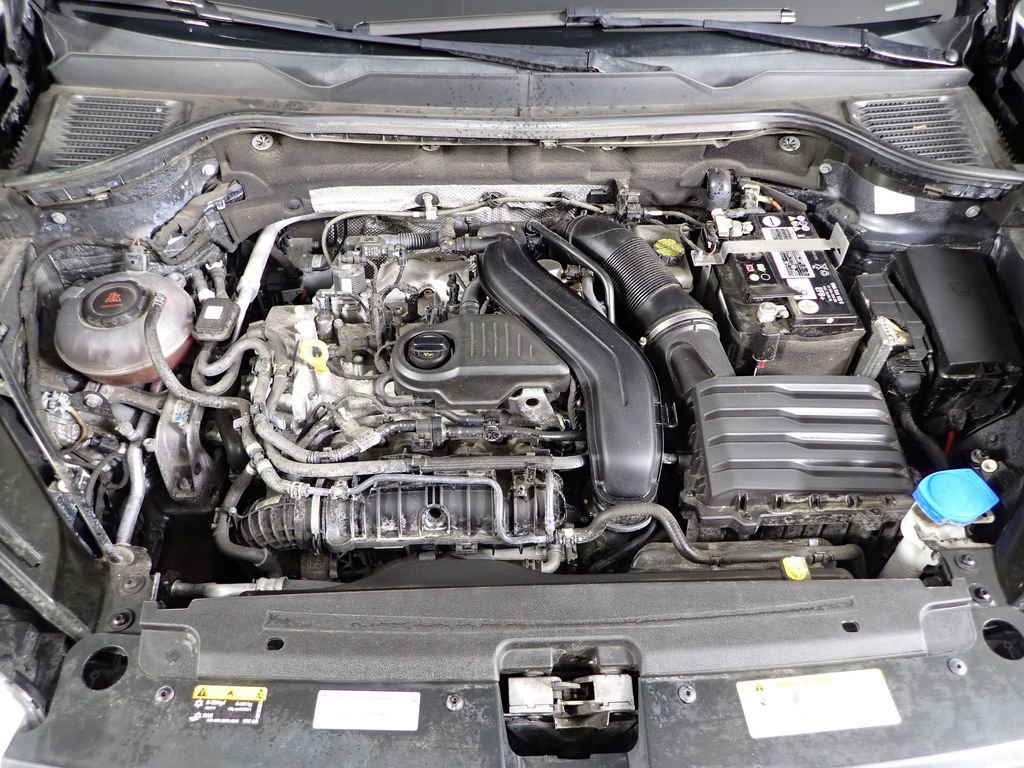 Used 2023 Volkswagen Taos S image 8