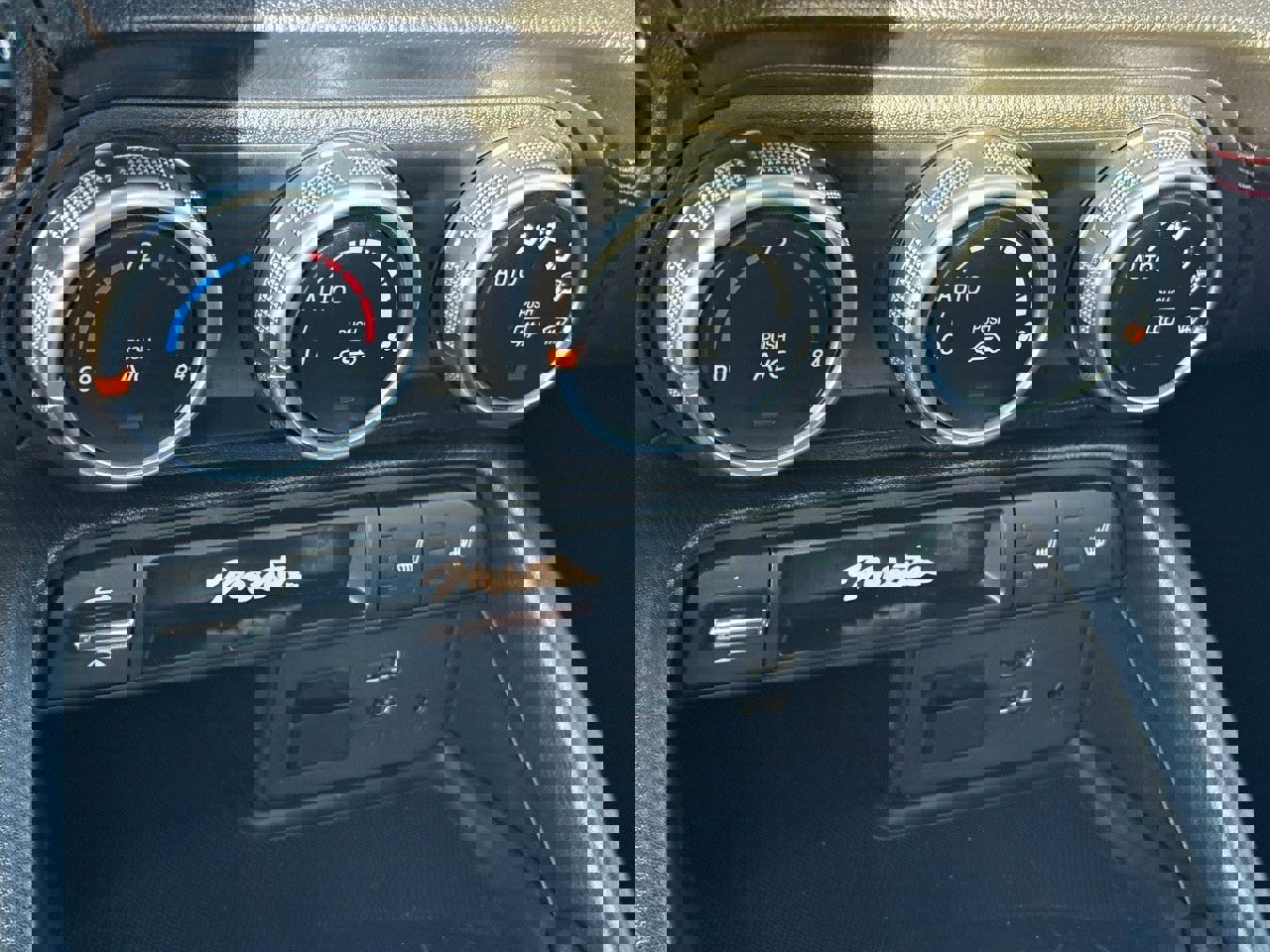 Used 2019 MAZDA MX-5 Miata RF Grand Touring image 22