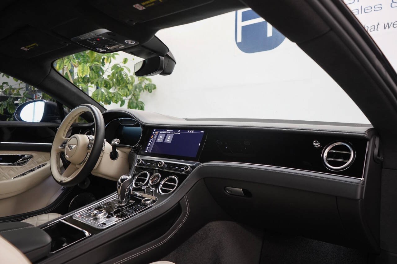 Used 2021 Bentley Continental GT AWD/4WD image 66