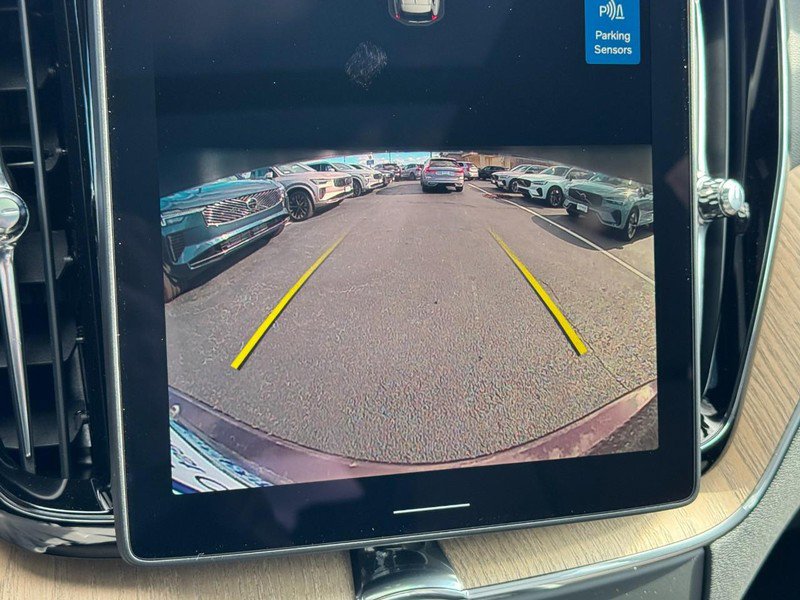 New 2026 Volvo XC60 B5 Core w/ Climate Package image 15