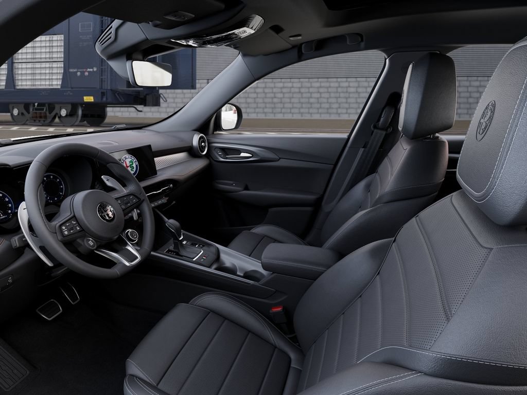 New 2025 Alfa Romeo Tonale w/ Premium Package AWD/4WD image 23