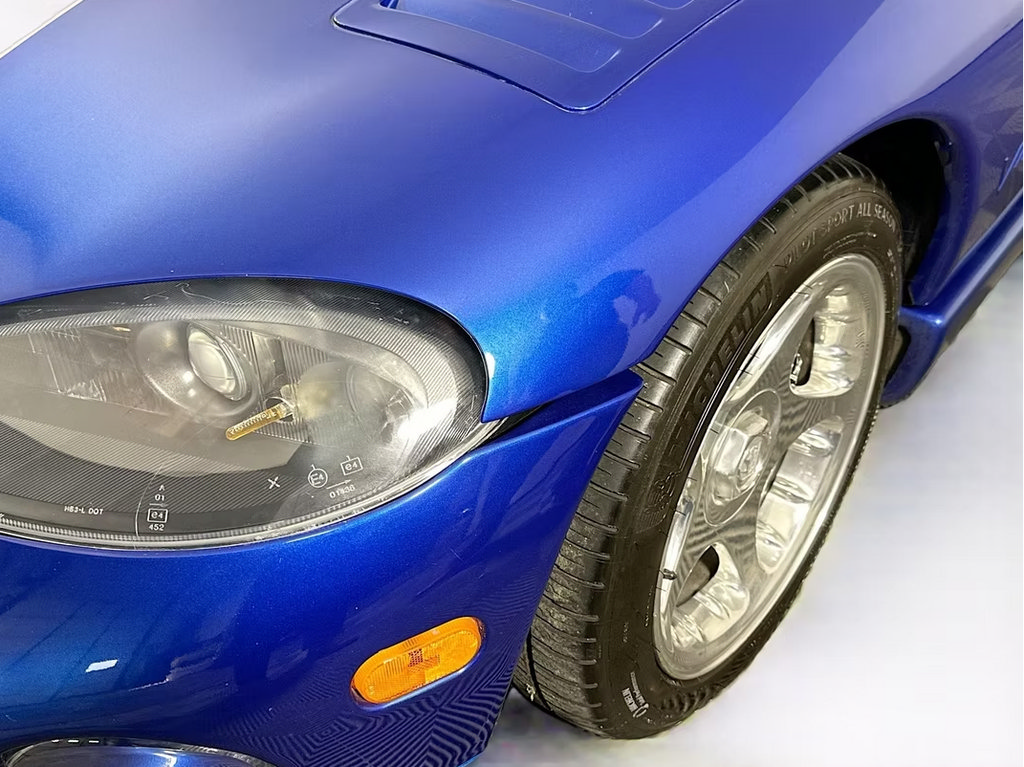 Used 1997 Dodge Viper GTS RWD image 31