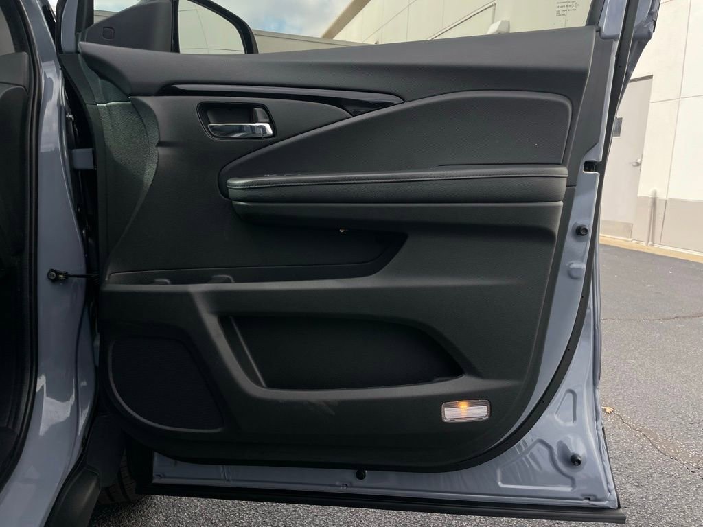 Certified 2022 Honda Pilot Touring image 29