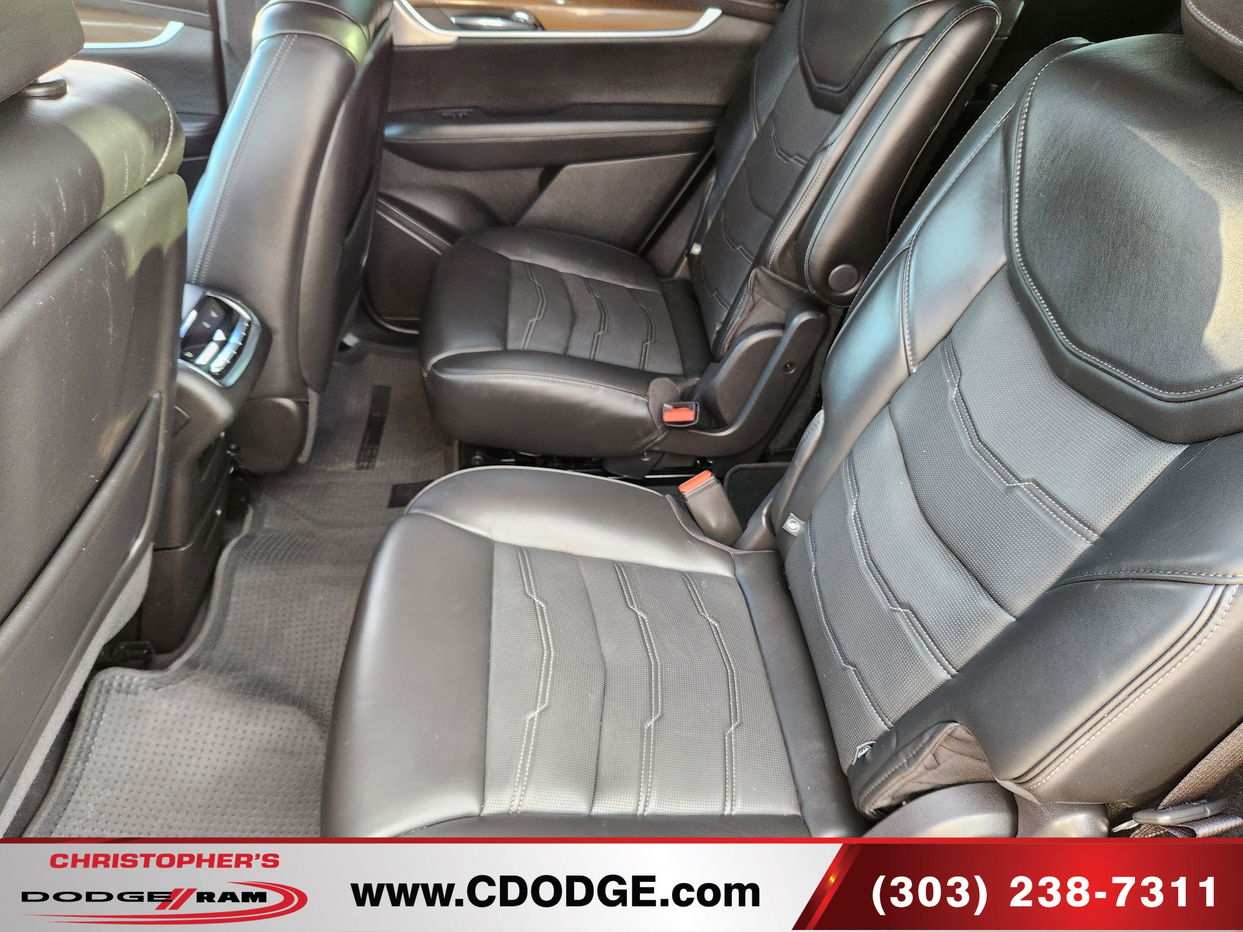 Used 2022 Cadillac XT6 Premium Luxury w/ Platinum Package AWD/4WD image 20