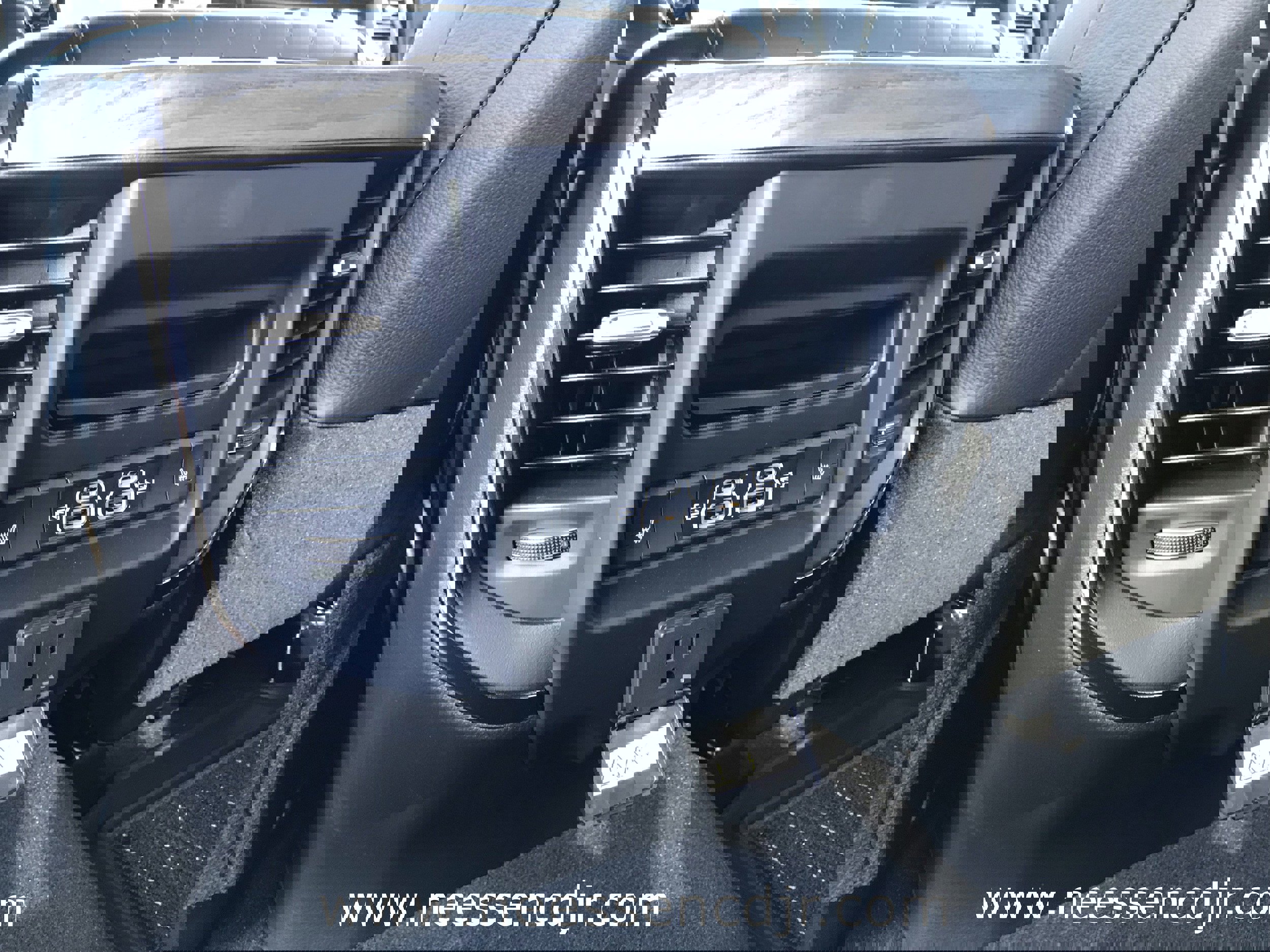 New 2026 RAM 3500 Limited image 25