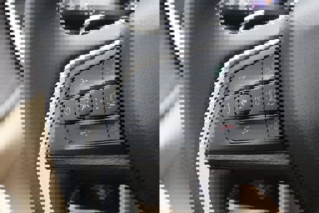 Used 2023 Jeep Grand Cherokee L Limited image 20