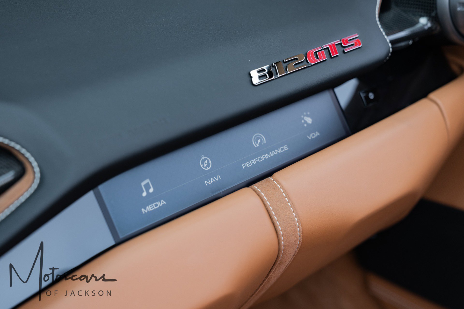 Used 2022 Ferrari 812 GTS image 40