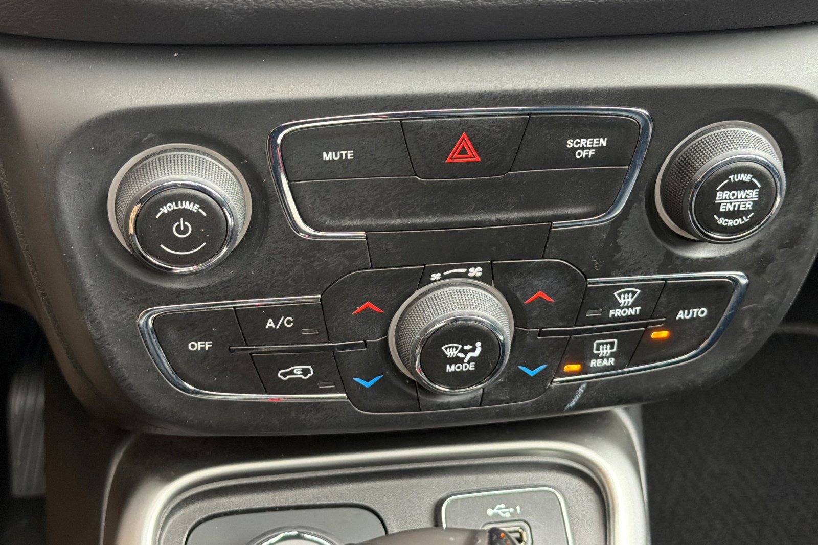 Used 2021 Jeep Compass 80th Special Edition w/ Sun and Sound Group image 29