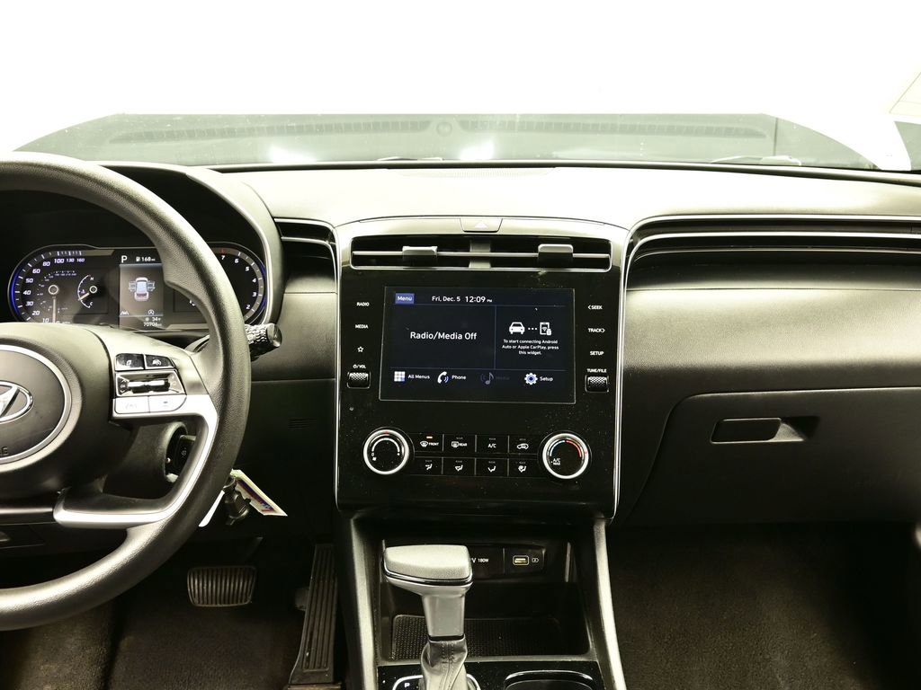 Used 2023 Hyundai Tucson SE image 10