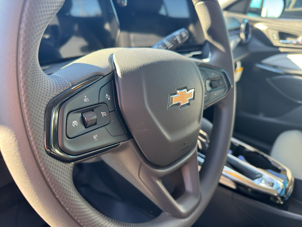 New 2026 Chevrolet Trax LT w/ Sunroof Package FWD image 11