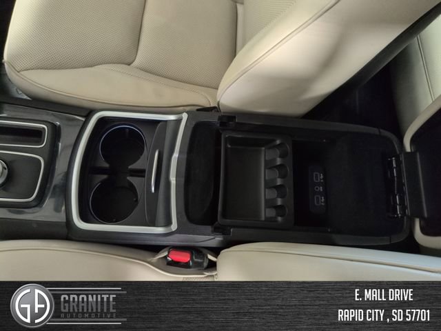 Used 2023 Chrysler 300 Touring L w/ Comfort Group image 24