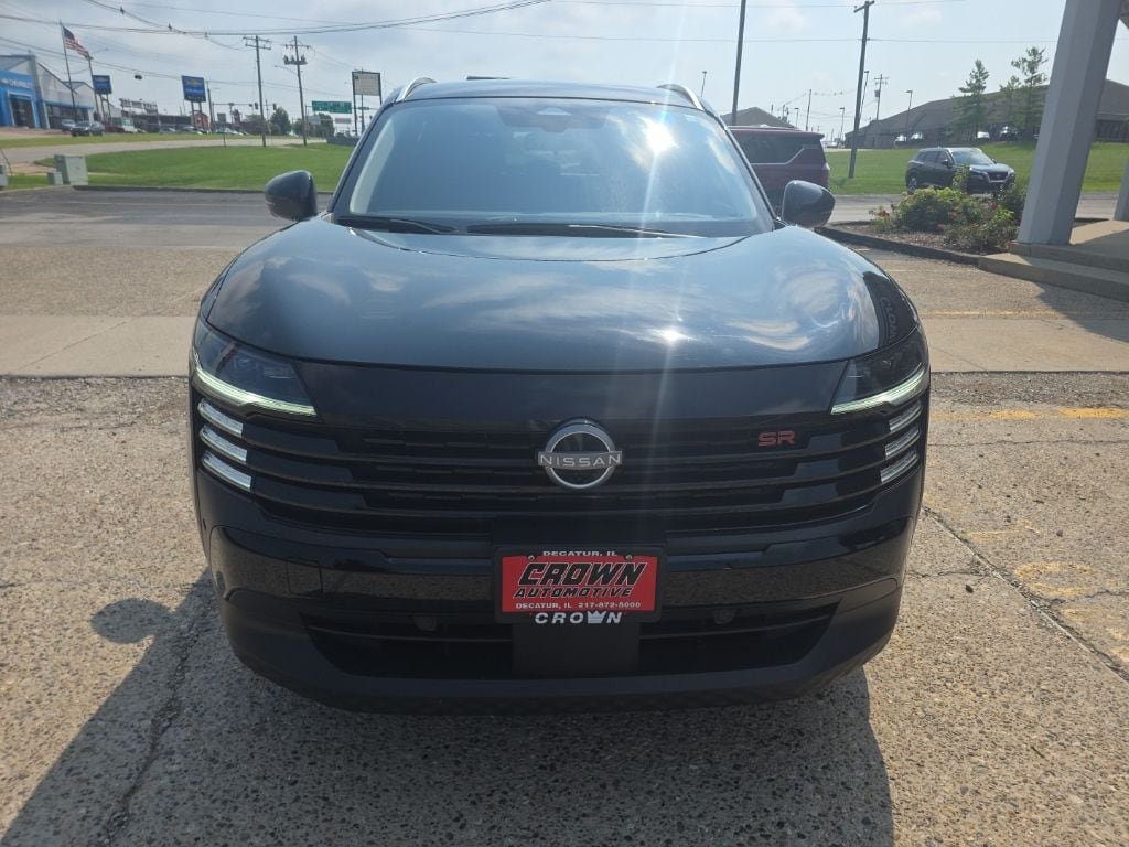 Certified 2025 Nissan Kicks SR FWD image 10