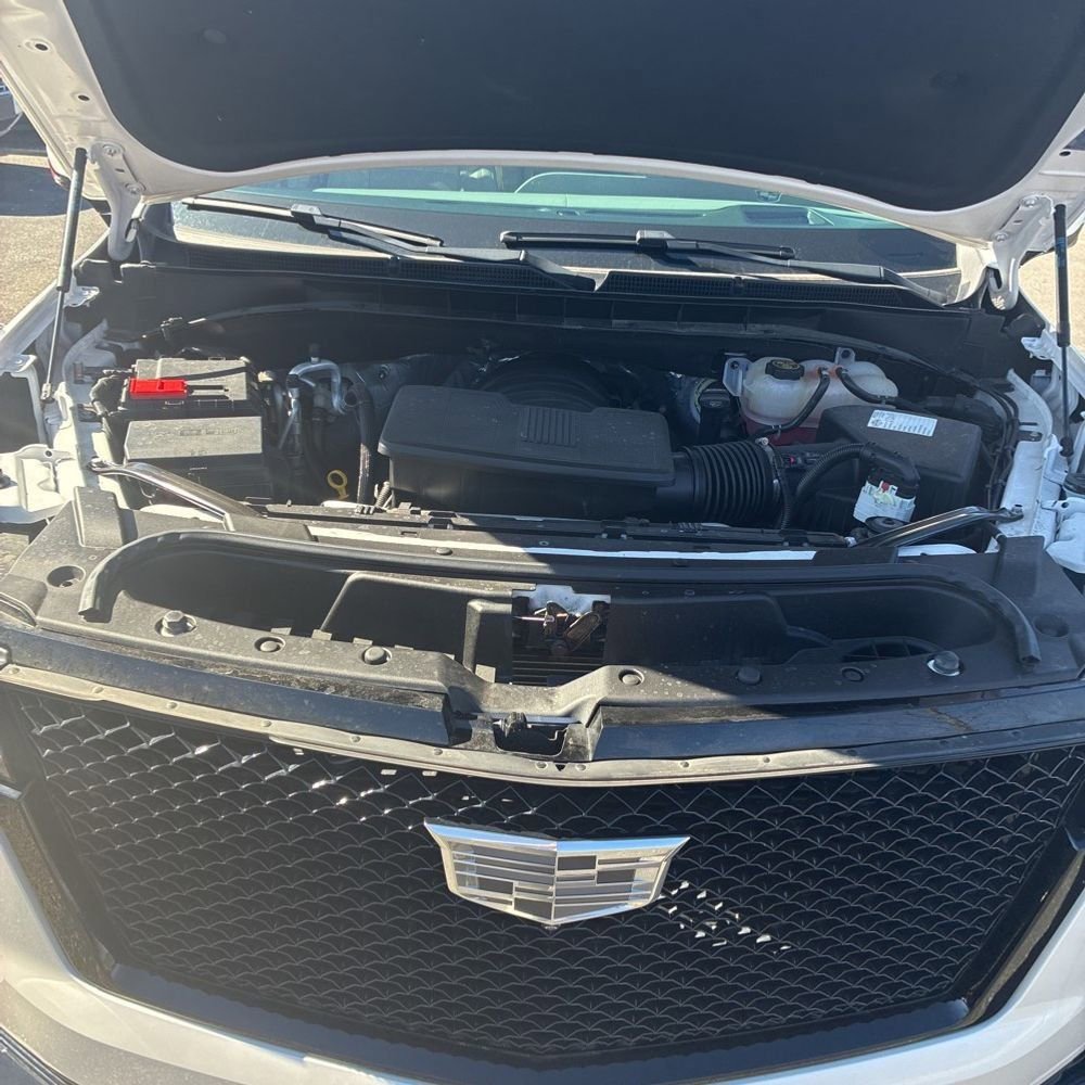 Used 2024 Cadillac Escalade ESV Sport Platinum w/ LPO, ONYX Package image 26