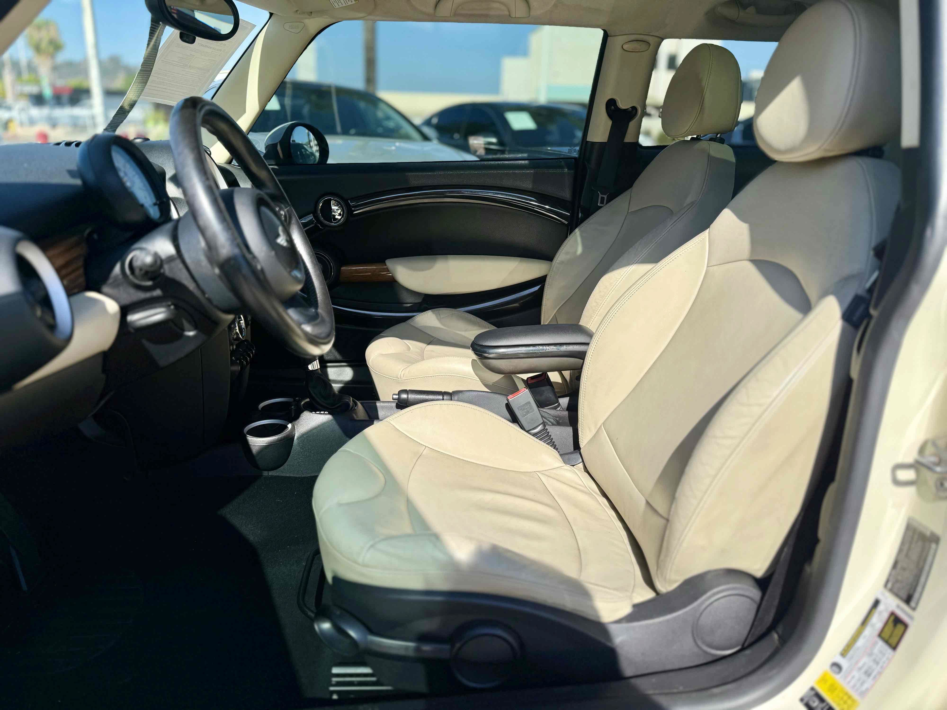 Used 2011 MINI Cooper Hardtop FWD image 14